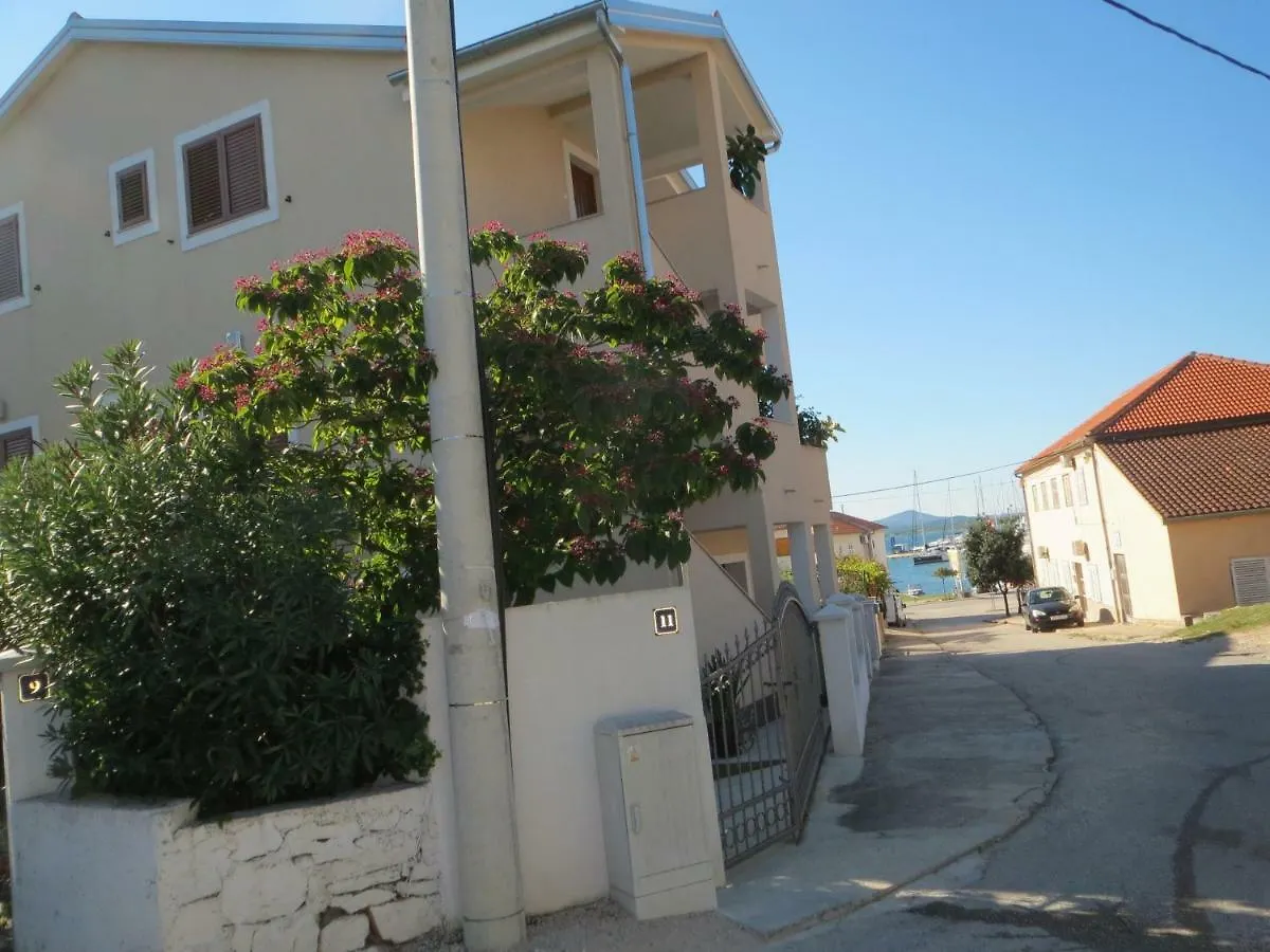 Apartmani Milena Biograd Na Moru 0*,  Croatia